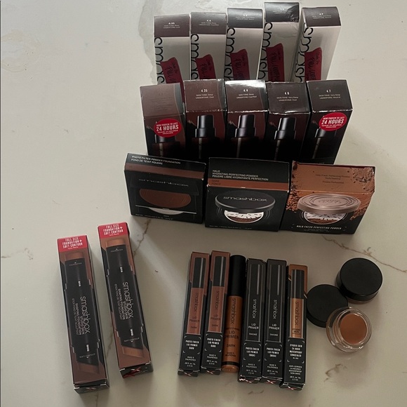 Smashbox Complexion Collection 3 - 4 item sets you choose while supplies last - Picture 1 of 6